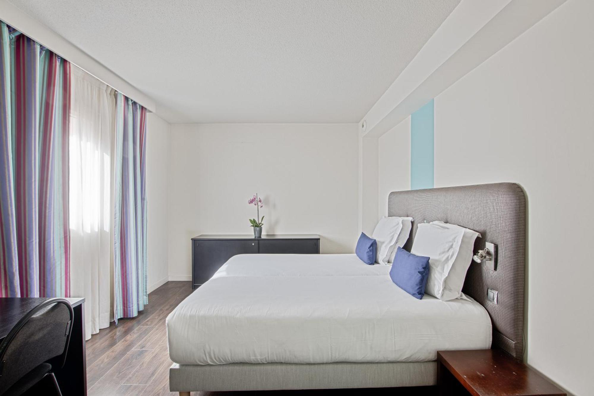 Hotel Provence Draguignan Luaran gambar